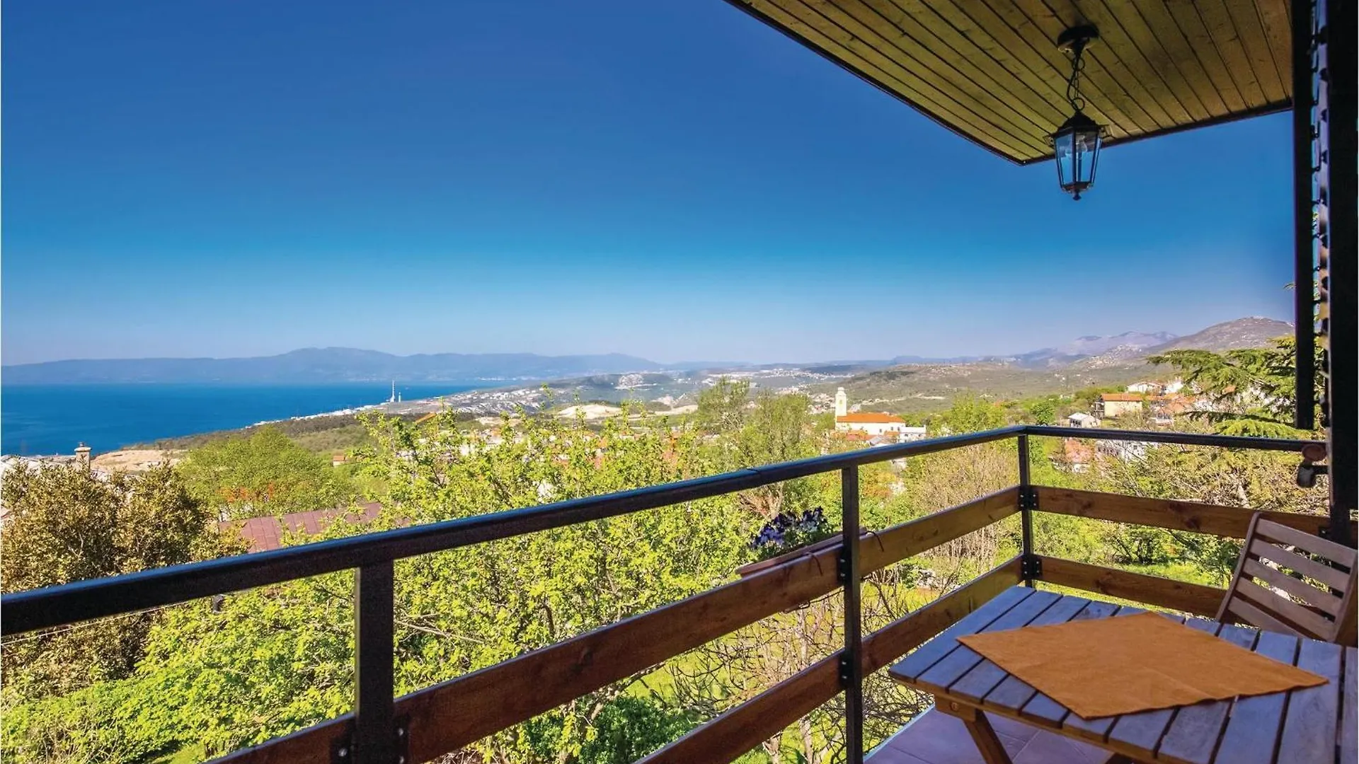 3 Bedroom Lovely Home In Hreljin Croacia