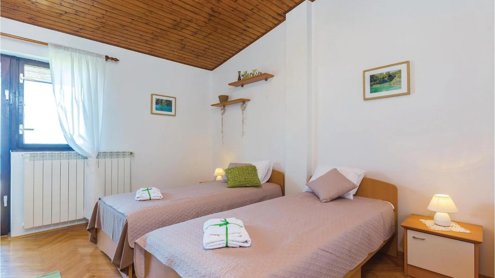3 Bedroom Lovely Home In Hreljin Сasa de vacaciones